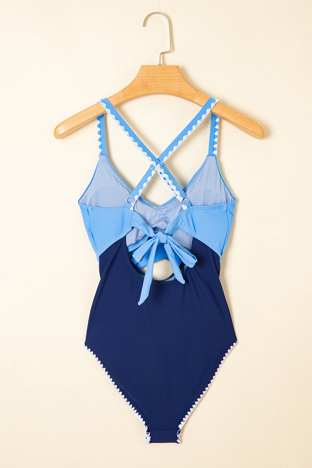 Colorblock Ric-Rac Trim Cutout Swimsuit