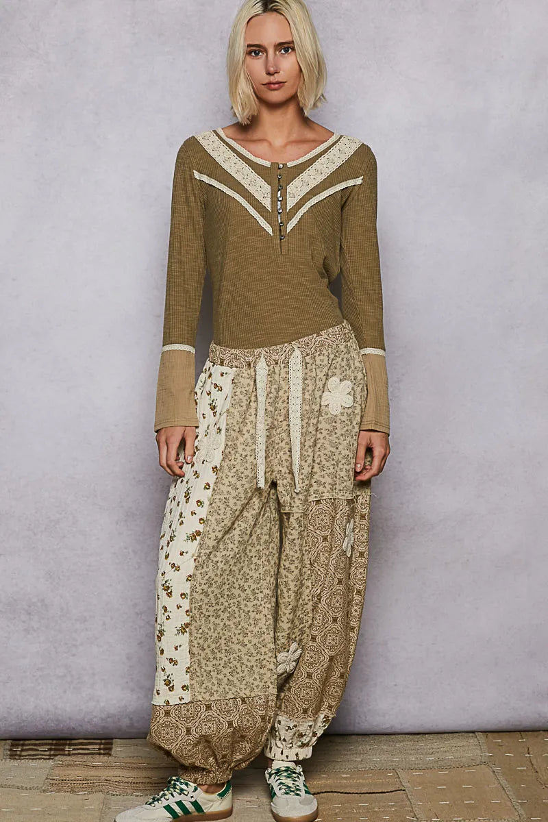 Savy Chic Edit Top- The Flower Chic Collection