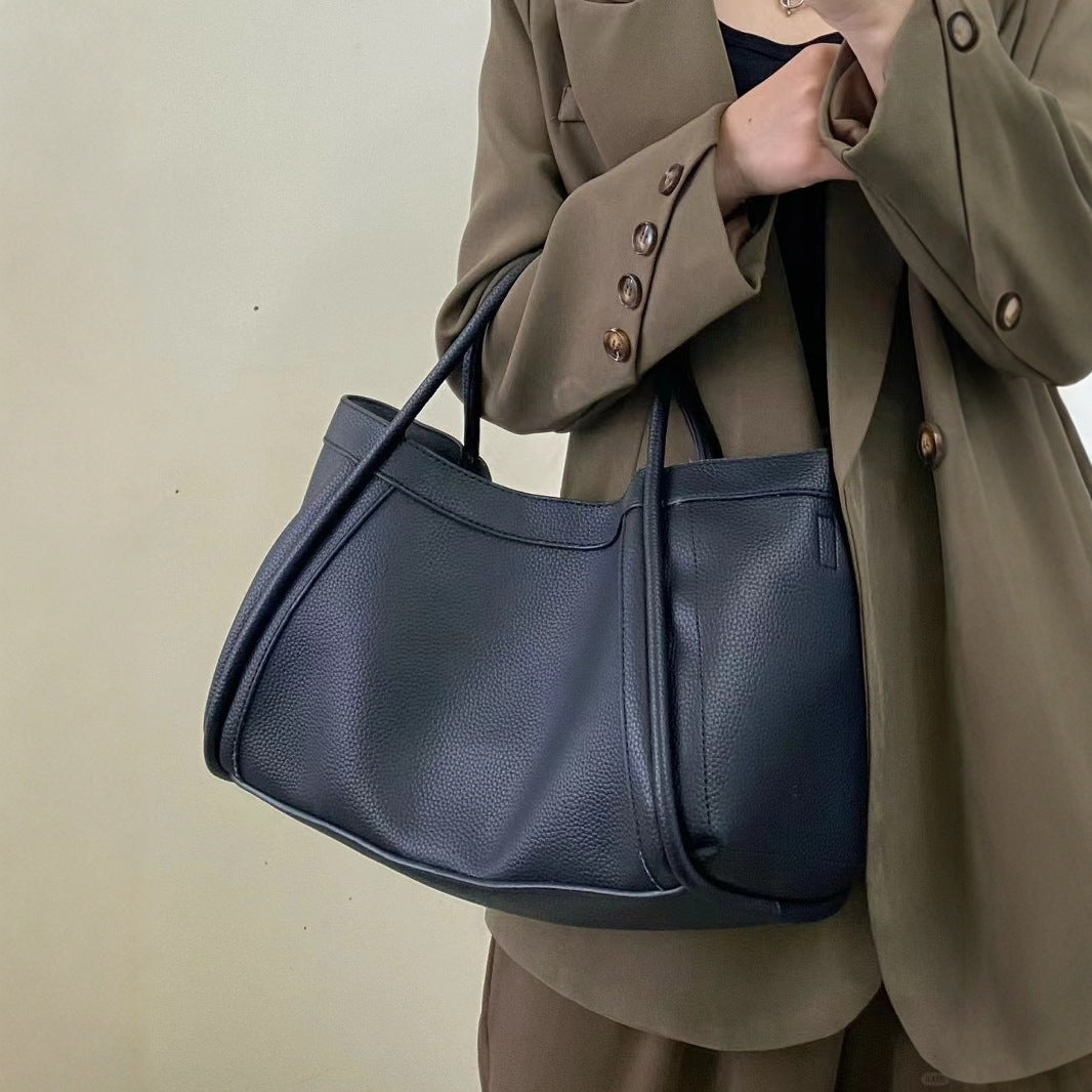 The Elara Everyday Carryall Tote