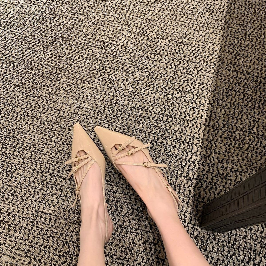 Timeless Ray Pumps
