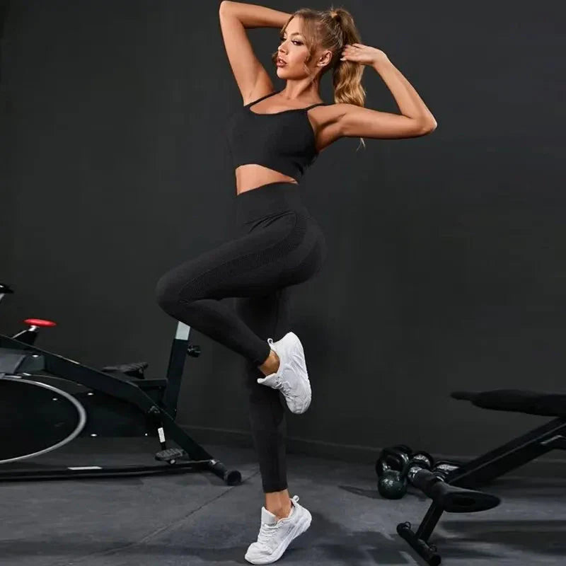 🧘‍♀️ The Flexy Chic Yoga Set- The Yoga Chic Collection