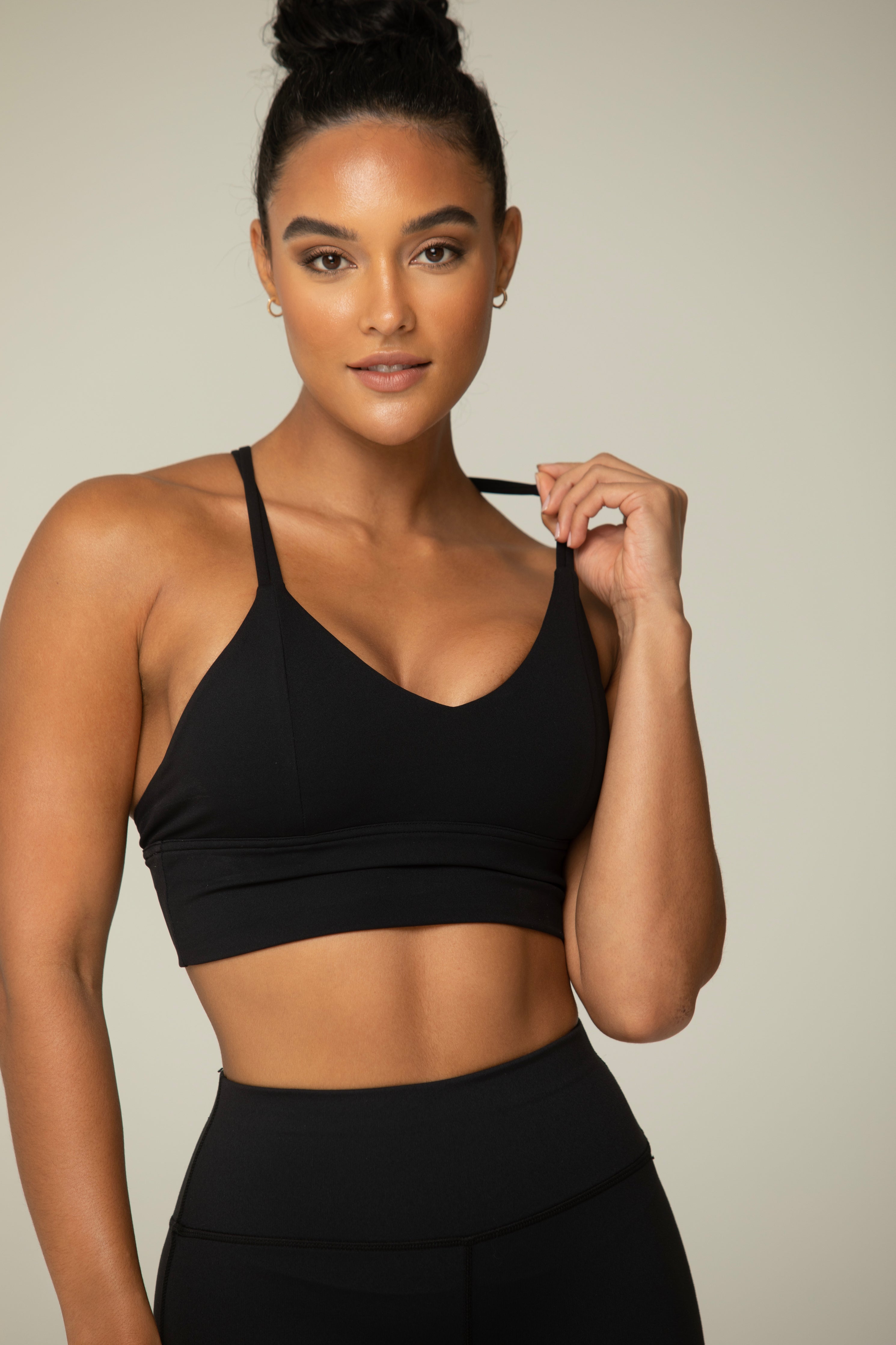 Day Dream Sports Bra & Active Leggings Set- The Yoga Chic Collection