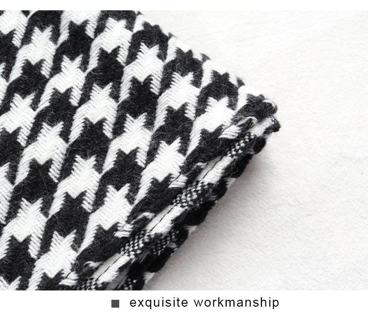 The Dahlia Scarf
