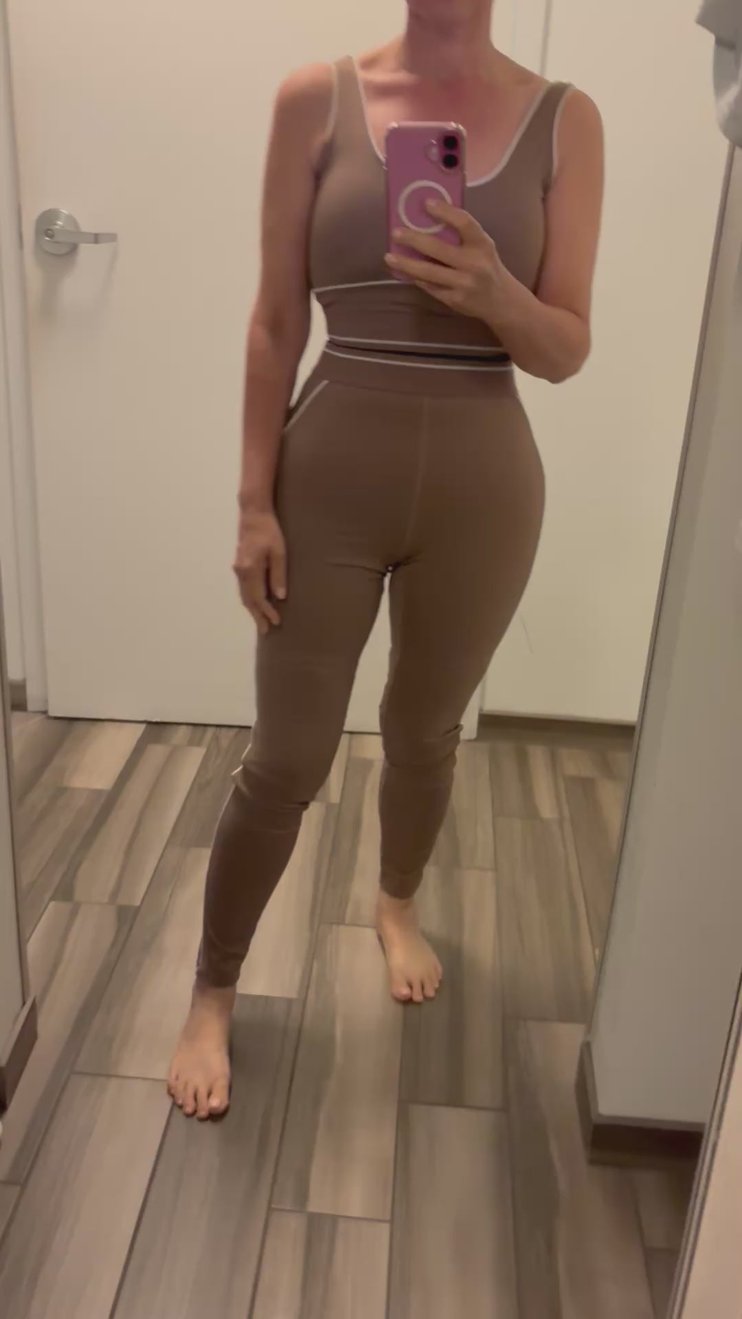 3-Piece Activewear Set – Leggings, Sports Bra & Jacket