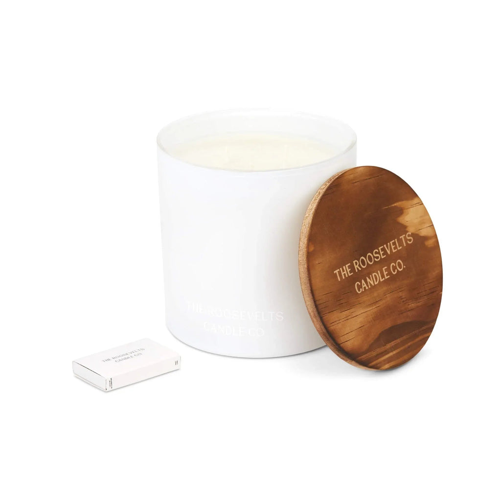 Smoky Mtn Chic Candle- The Nature Soft Girl Collection